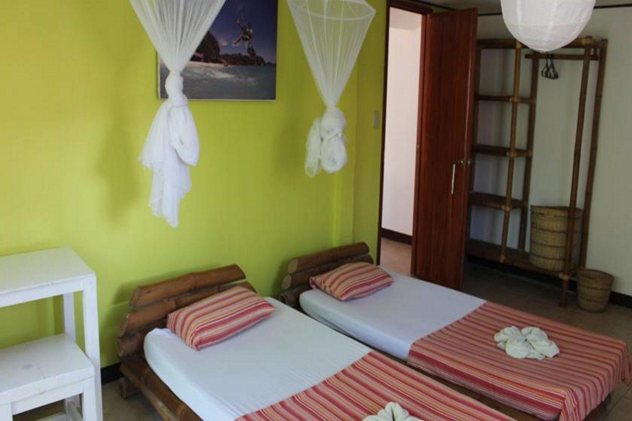 Surfers Home Boracay Balabag  ภายนอก รูปภาพ